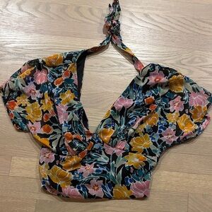 Floral Halter Neck Cropped Top Medium